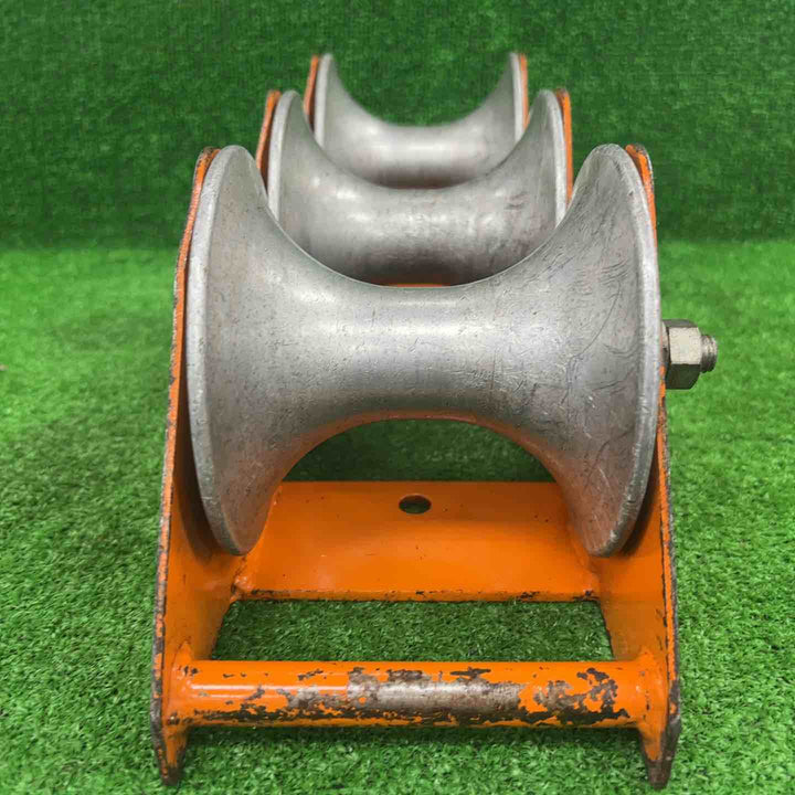 【中古品】▼育良精機 イクラ 三連コロ ケーブルコロ ISS-3600【川崎店】