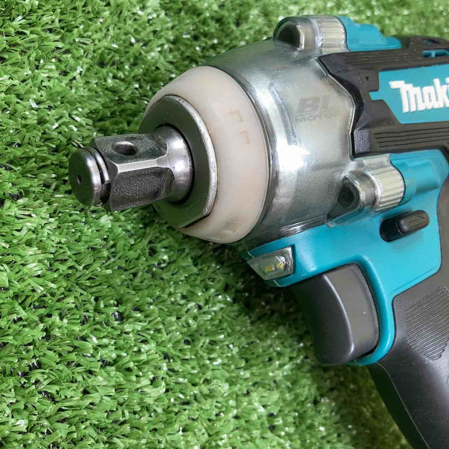 ☆マキタ(makita) コードレスインパクトレンチ TW300DRGX【川崎店