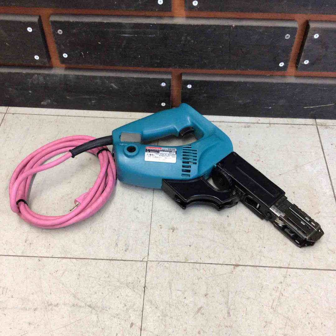 【現状品】 マキタ/makita オートパックスクリュードライバー 6836 【鴻巣店】
