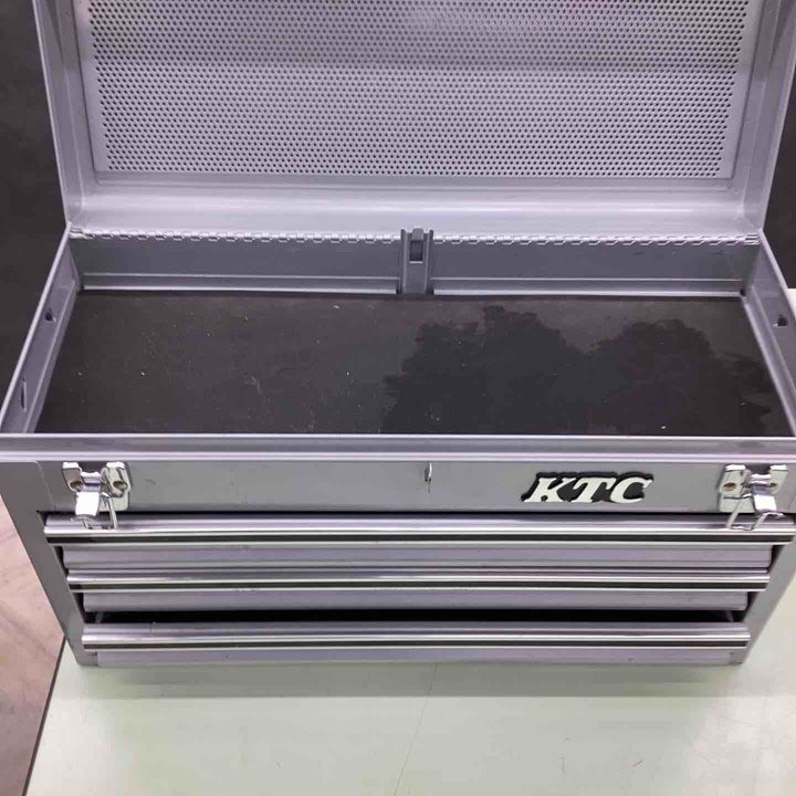 ◇KTC(ケーテーシー) チェスト (3段3引出し) メタリックシルバー SKX0213S【越谷店】