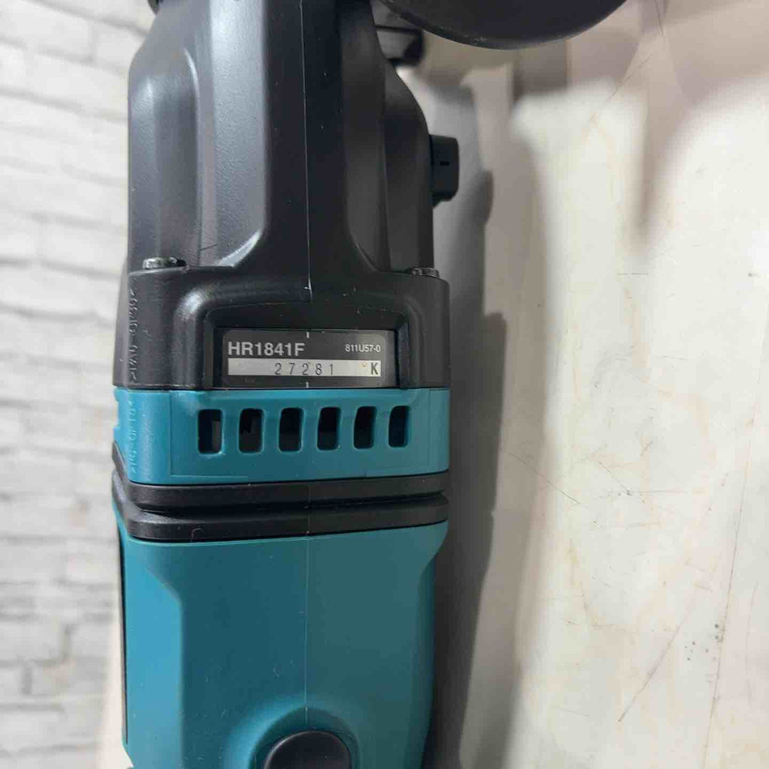 ★マキタ(makita) ハンマドリル HR1841F SDSプラス【川口店】