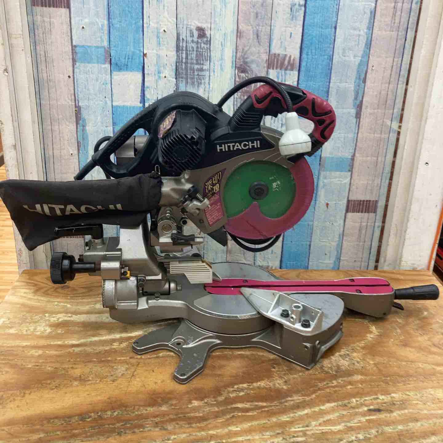 【ジャンク】日立 C7RSHC スライドマルノコ【野田愛宕店】【店頭取引限定】【中古】ITS99BQLTOH4 HITACHI/日立工機 C7RSH 190mm レーザー付卓上スライド丸のこ : 無限堂