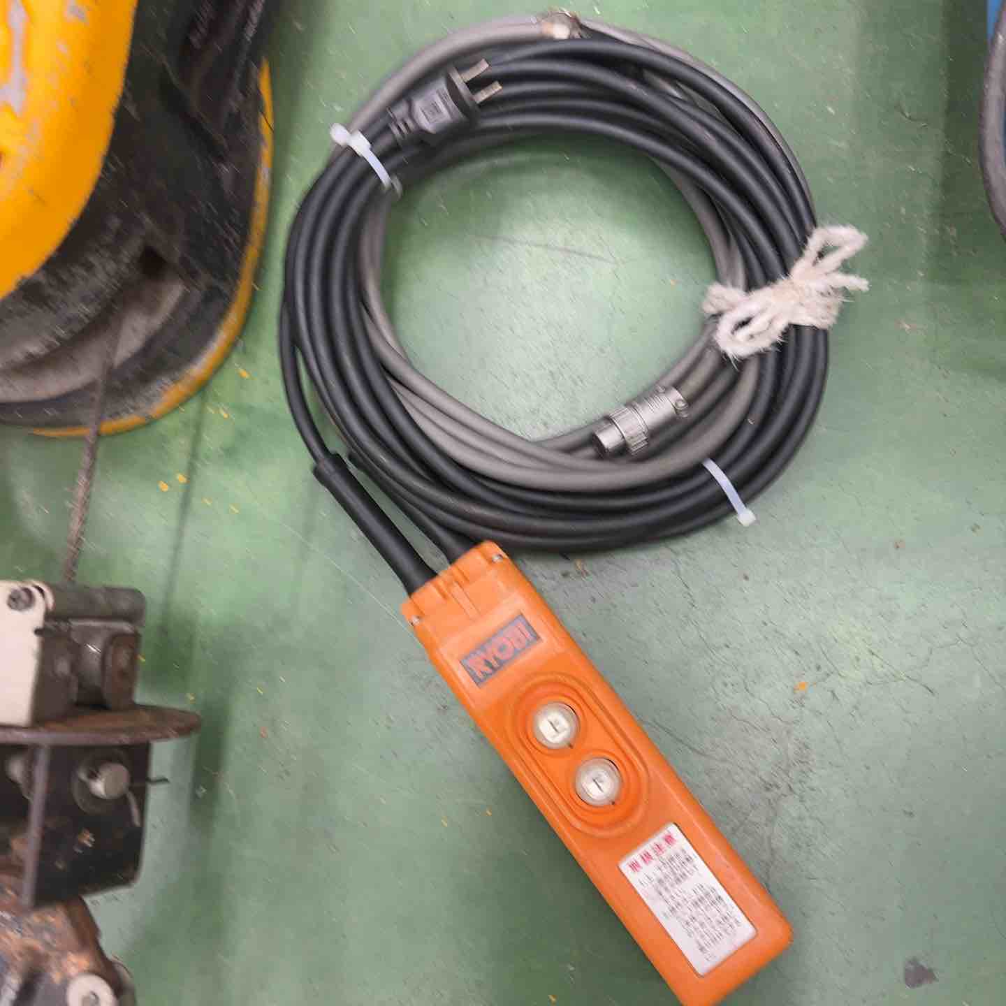 RYOBI リョービ 電動ウィンチ WI-195 最大吊揚荷重 200kg【桶川店