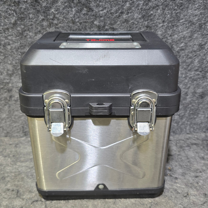 【美品・三脚、受光器付き！※マイナーチェンジ前モデル】タジマ(Tajima) レーザー墨出し器 ZEROG-KJY【桶川店】