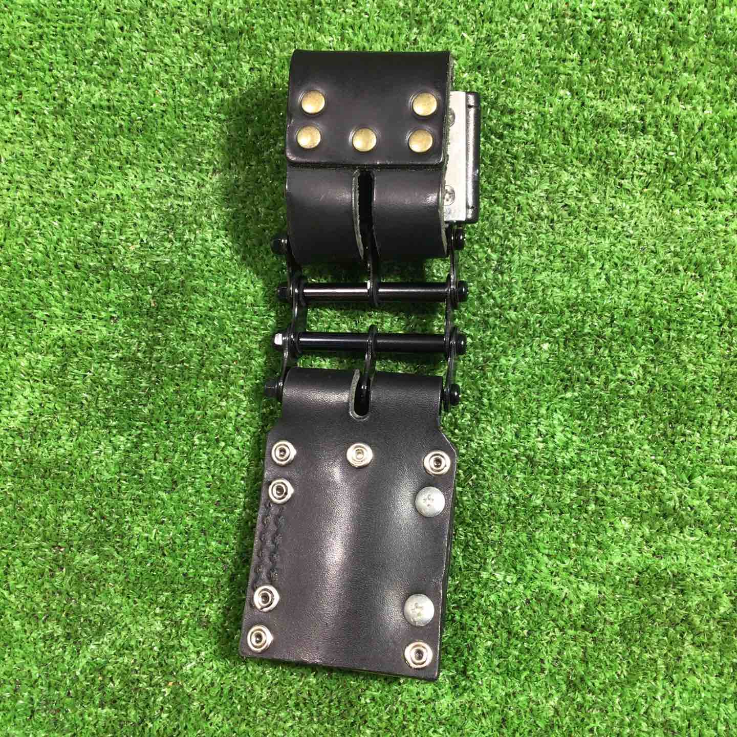 西洋甲冑　引退品　直接取引限定 ニックス(KNICKS) セフコンべ脱着ヌメ革ベルトループ付きチェーン