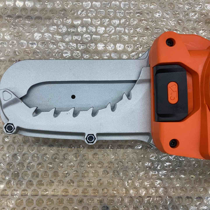 ◇BLACK+DECKER コードレスハサミ型チェーンソー LLP18N【所沢店】
