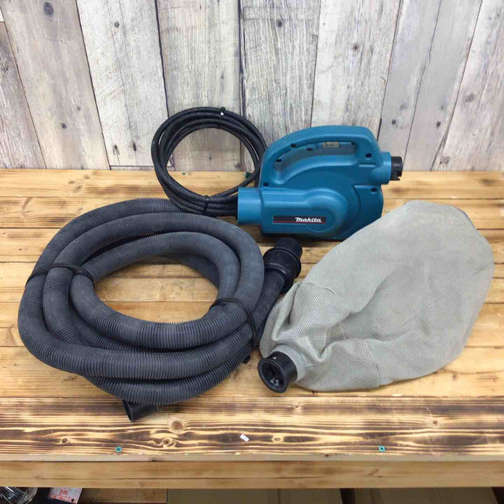 【中古品】 マキタ(makita) 小型集じん機 乾式 450(P) ホース・集じん袋付属 100V 【東大和店】