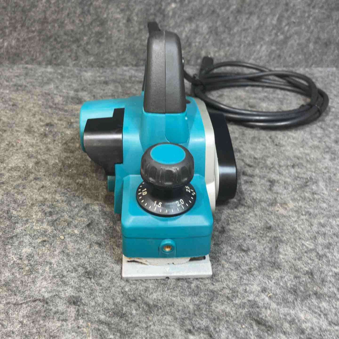 マキタ(makita) 電気カンナ KP0800ASP(※形状にて判断) 【桶川店】