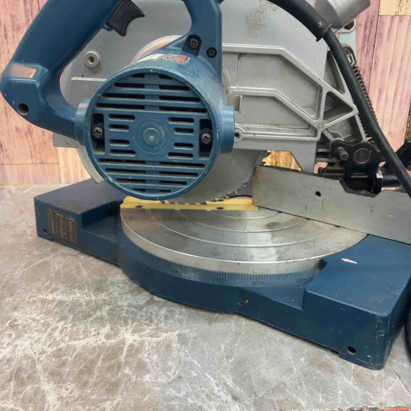 ◇リョービ(RYOBI) 卓上丸ノコ TS-220【八潮店】 ◇リョービ(RYOBI) 卓上丸ノコ TS-220【八潮店】 – アクトツール