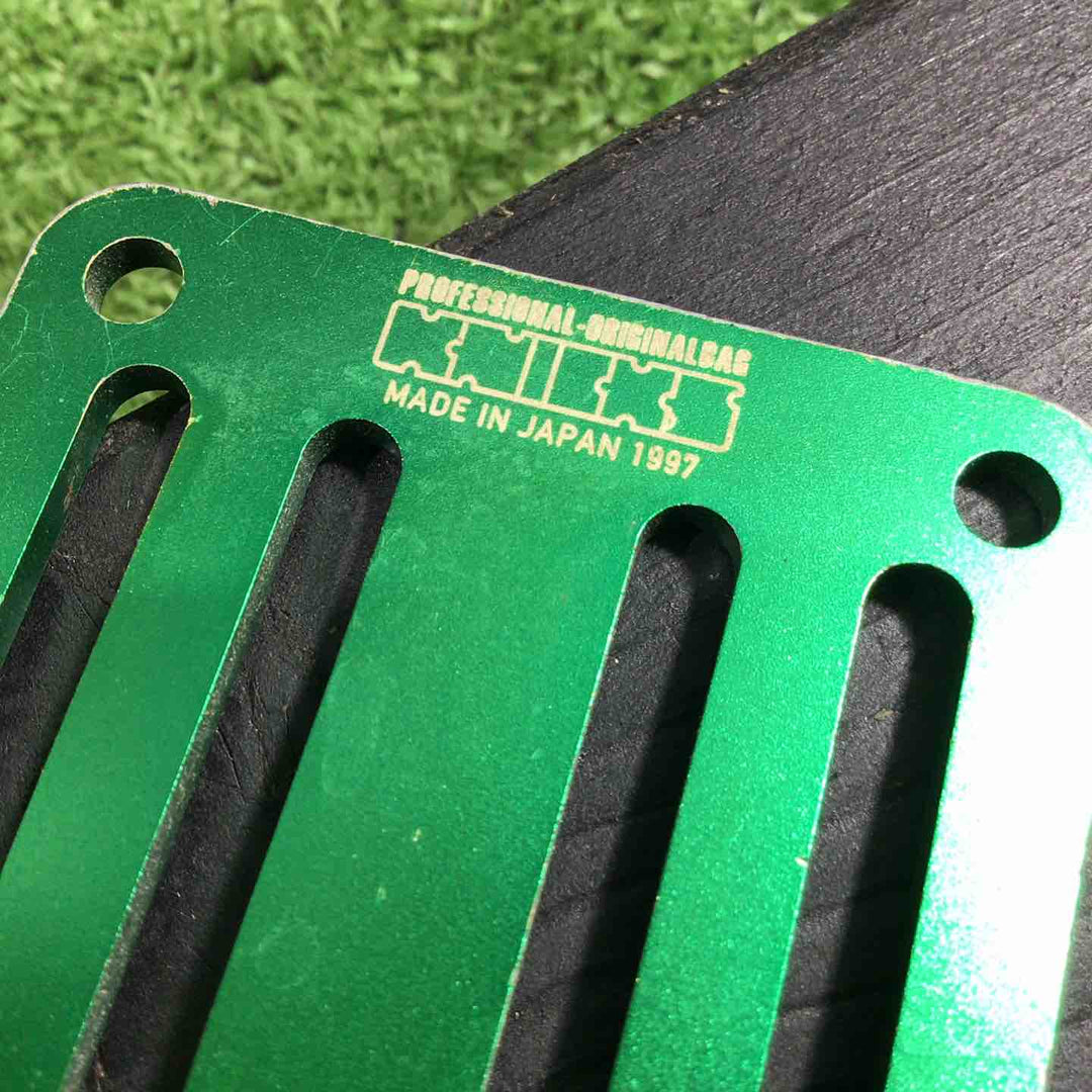 KNICKS ニックス アルミ削り出しベルトループ ALU15-G アルミ式金具付き 【川口店】