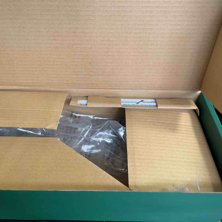 ボッシュ(BOSCH) 18Vコードレスのこぎり (本体のみ、バッテリー・充電器別売り) AR218【草加店】