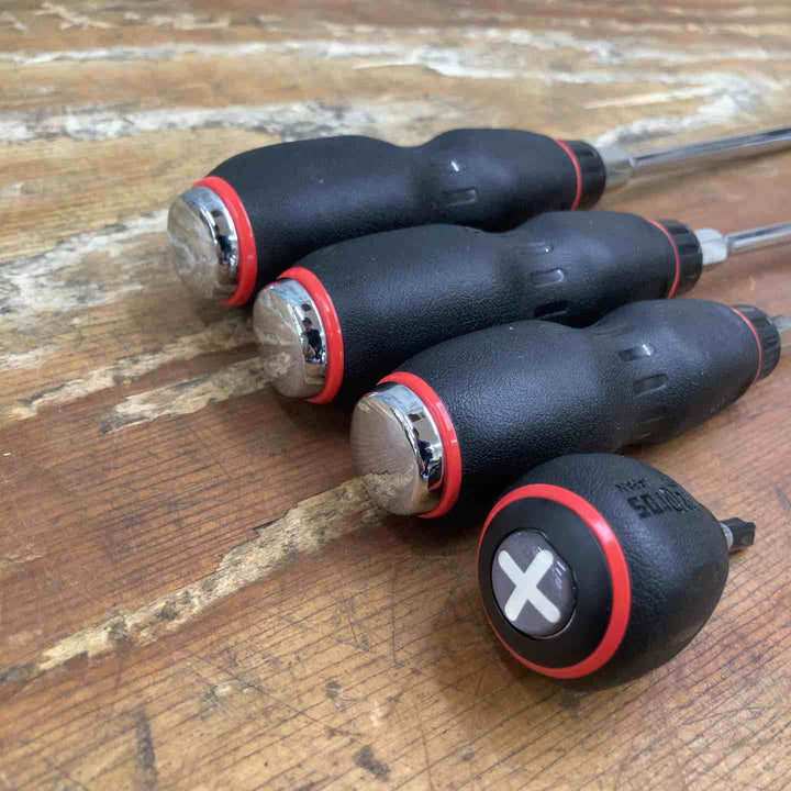 ▲樹脂柄マイナスドライバーセット4本　NTD1P04【柏店】