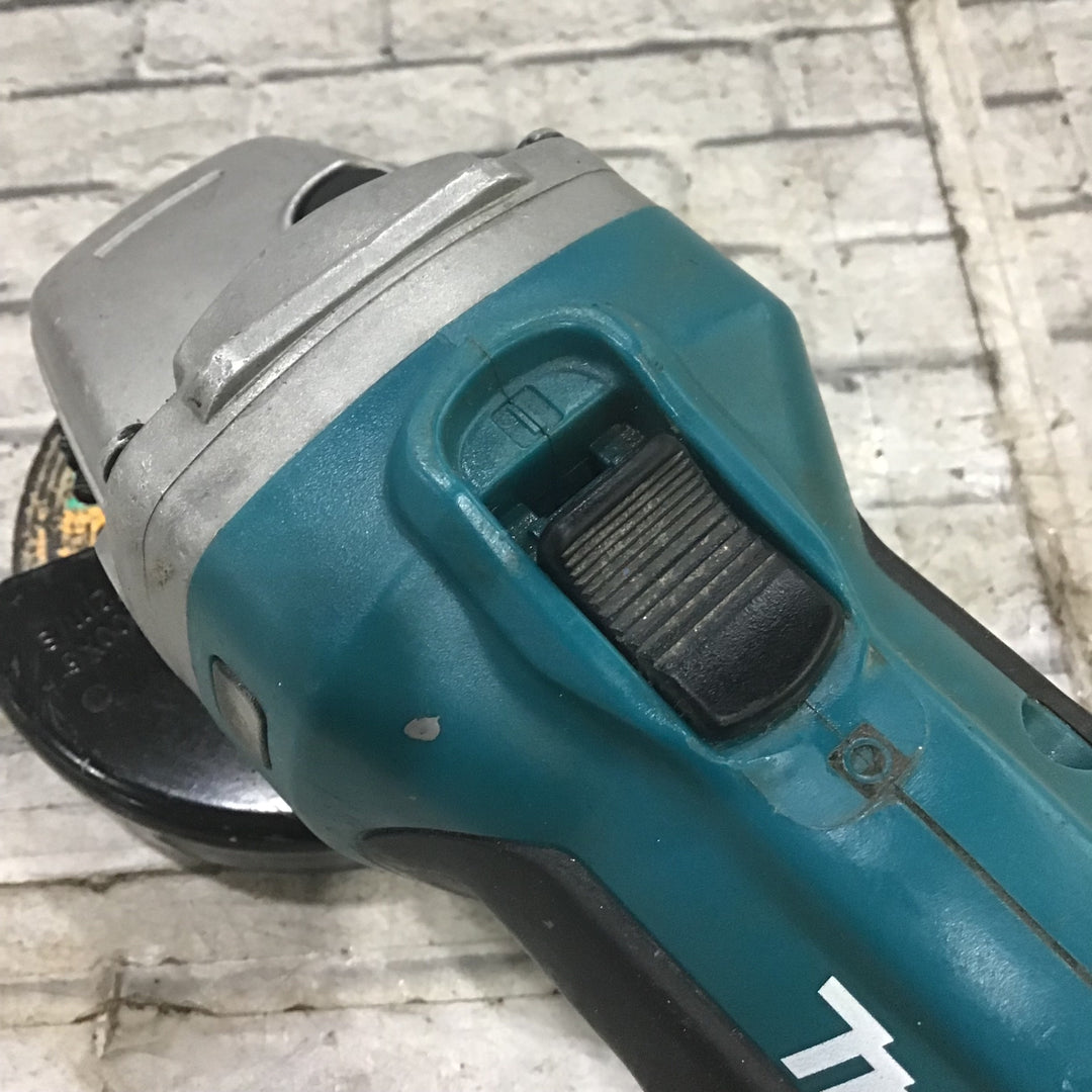 ☆マキタ(makita) 100mmコードレスディスクグラインダー GA400DZ【川口店】