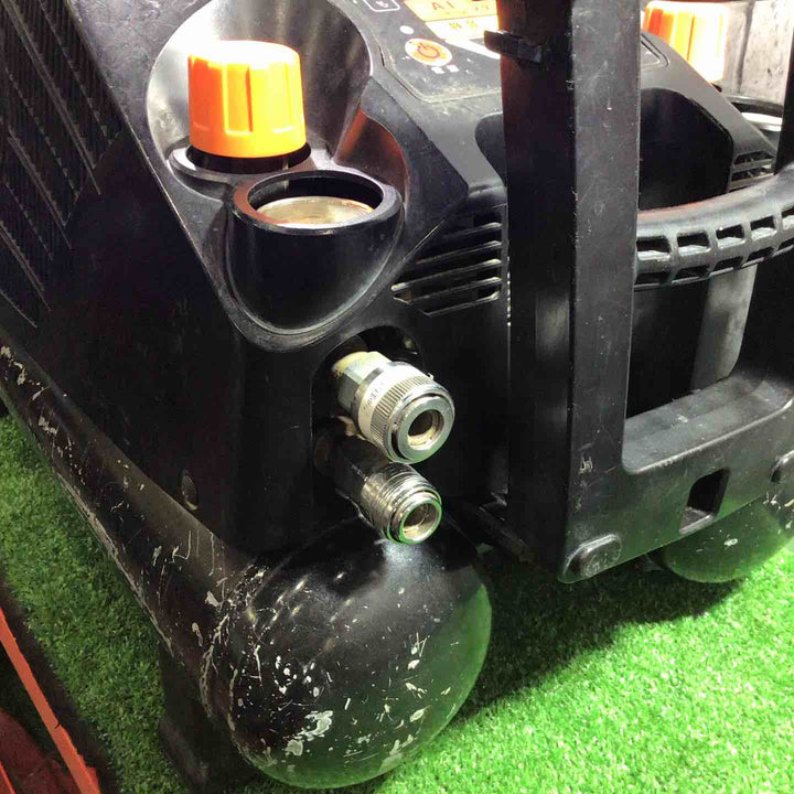 ★マックス(MAX) エアコンプレッサー AK-HH1270E_ブラック【川口店】