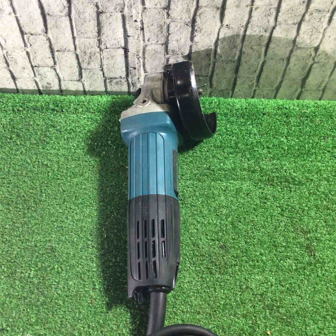 ☆マキタ(makita) 100mmディスクグラインダー GA4031 100V 動作確認済 【川口店】