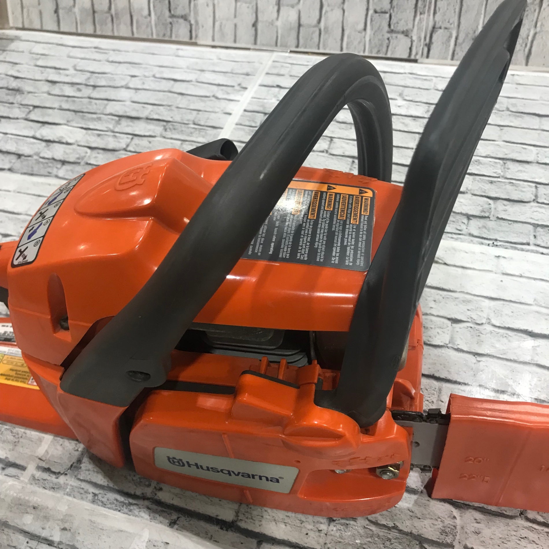 ハスクバーナ エンジンチェーンソー 240 バーサイズ400mm【川口店