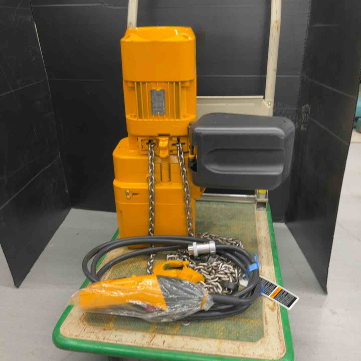 【店頭受取り限定】▼200V KITO 490Kg電動チェーンブロックER2-0041S 電源コード・化粧箱欠品【戸田店】