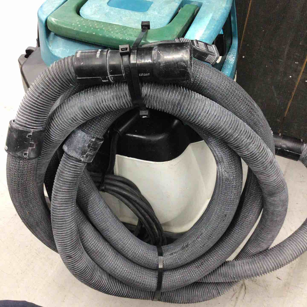 【中古品】マキタ 型番不明 ホース付き 集じん機【戸田店】