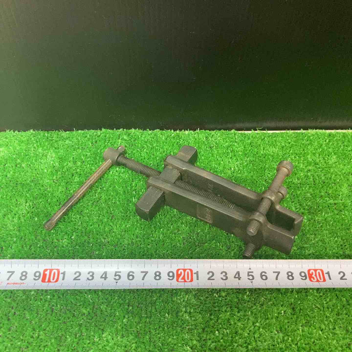 三つ爪 スクロールチャック 刃物台 ドリルチャック ベアリングプーラー まとめ売り 旋盤加工 フライス盤 テーパー【岩槻店】