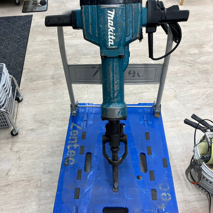 【店頭受取り限定】★マキタ(makita) 電動ハンマ HM1810【川口店】