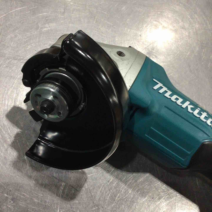 ☆マキタ(makita) 100mmコードレスディスクグラインダ GA404DZN (GA404DN)【川口店】