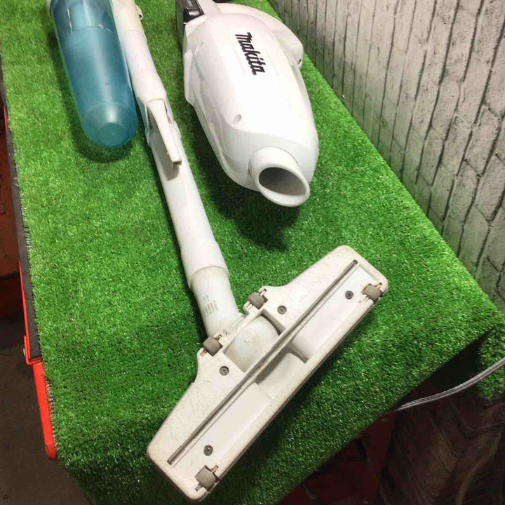 ☆マキタ(makita) コードレスクリーナー CL107FDSHW【川口店】