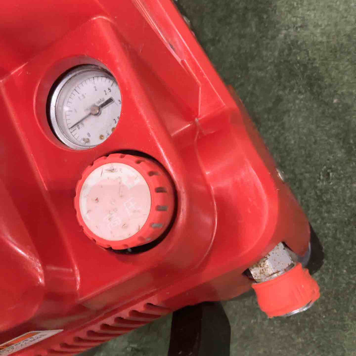★マキタ(makita) エアコンプレッサー AC400XLR 動作確認済【川口店】