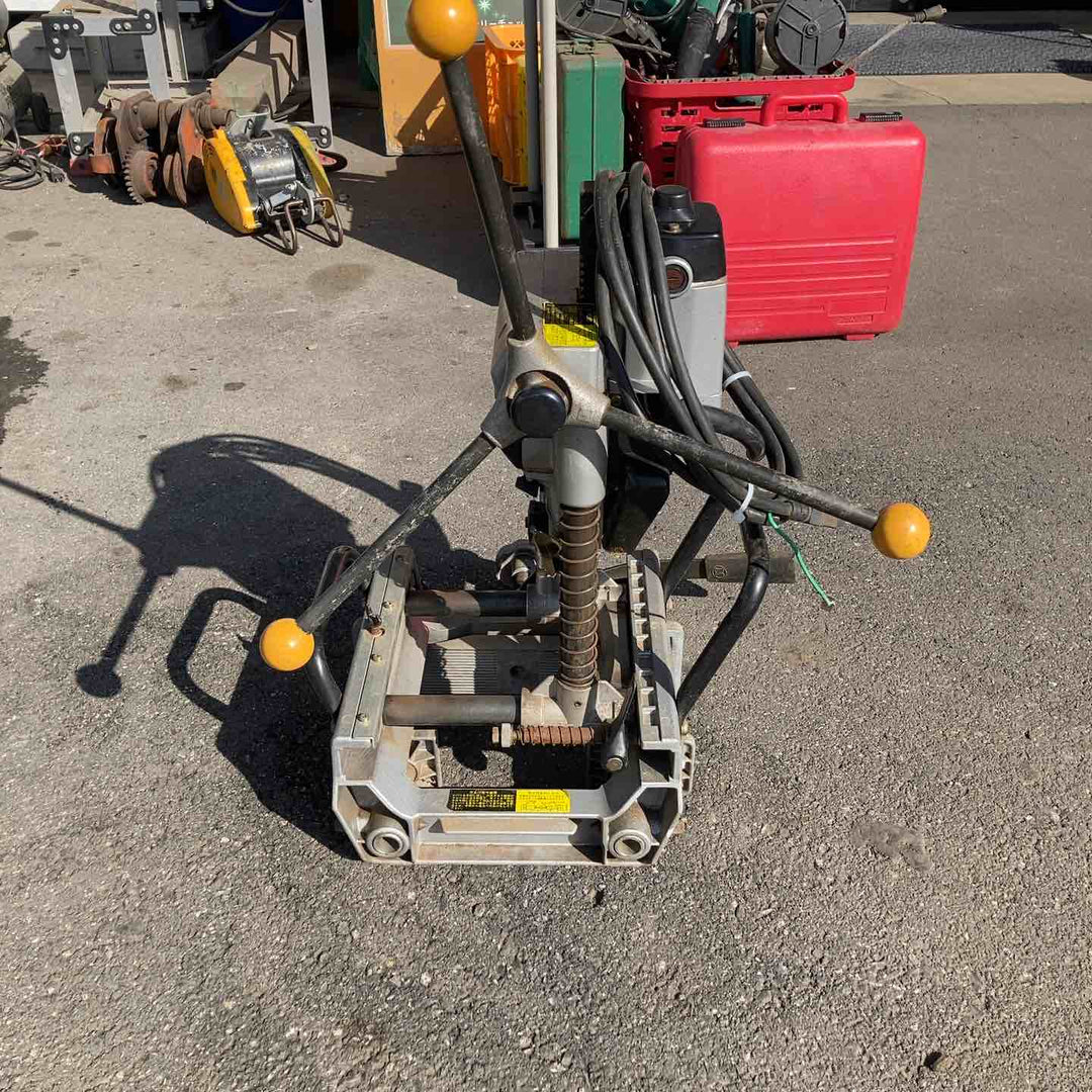 【店頭受取り限定】マキタ(makita) 4寸手動角のみ 7304【桶川店】