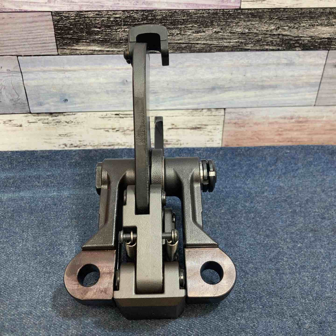 【未使用品】マキタ makita ケーブルカッタ付 18V コードレス圧着機 TC300DRG フルセット【八潮店】