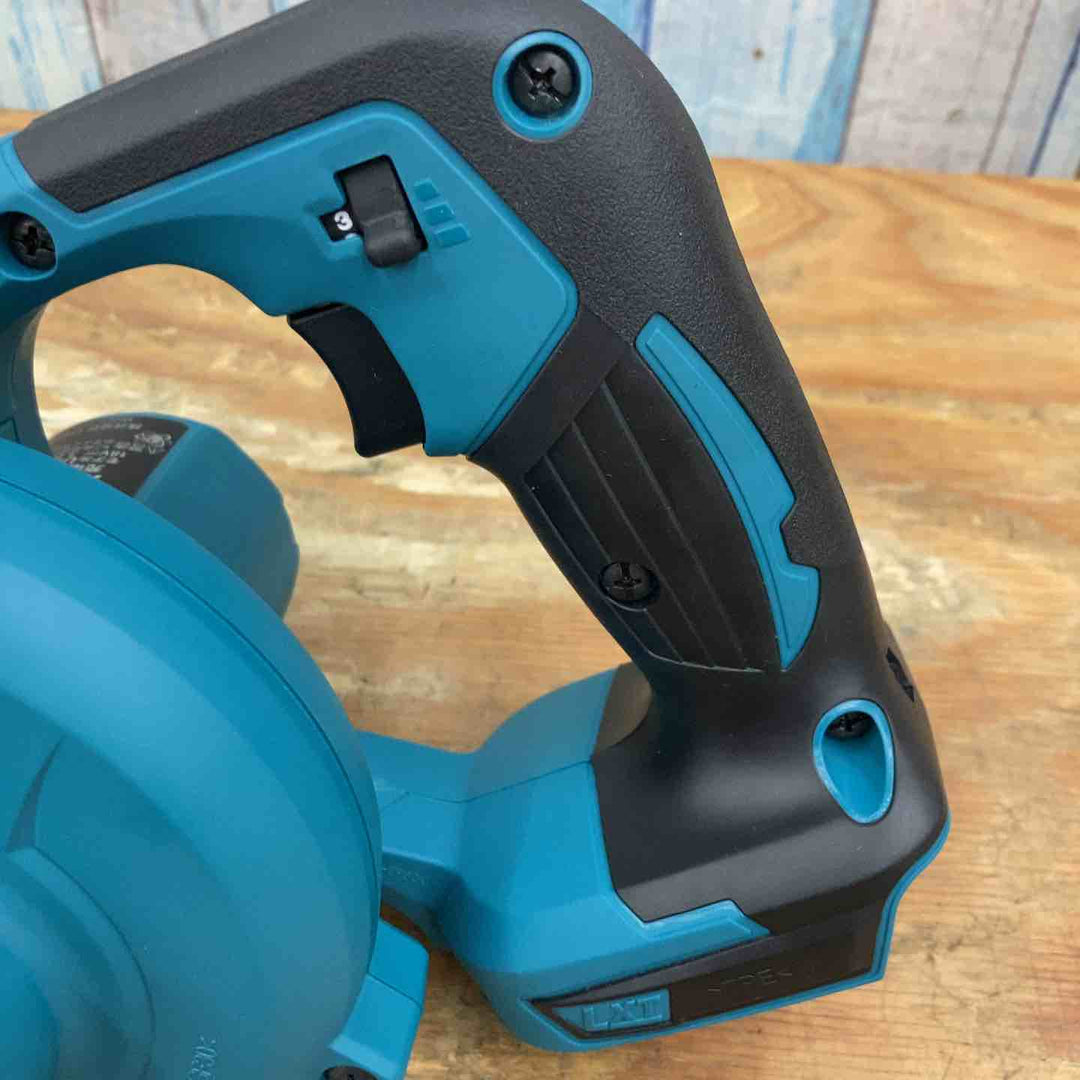 ★マキタ(makita) 18V コードレスブロワ UB185DZ 本体のみ ダストバック欠品【柏店】