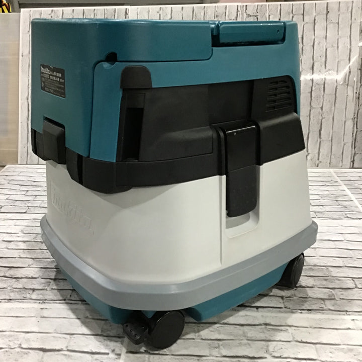 マキタ(makita) 粉じん専用 コードレス集じん機 VC867DZ【川口店】