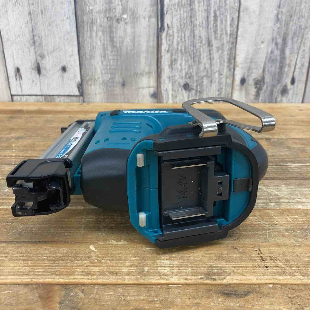 【中古品】 ☆マキタ(makita) コードレスタッカ ST420DZK 【東大和店】