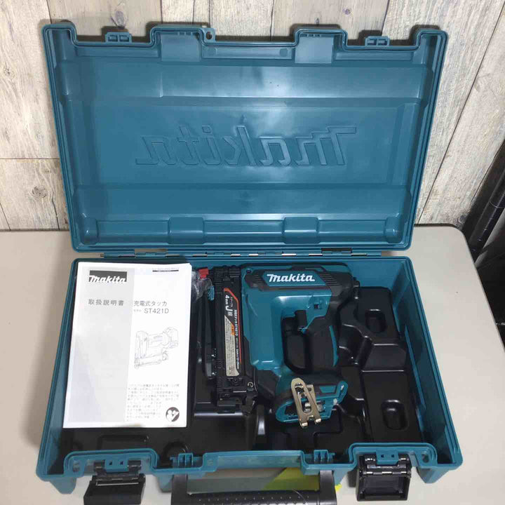 ★マキタ(makita) コードレスタッカー ST421DZK【戸田店】