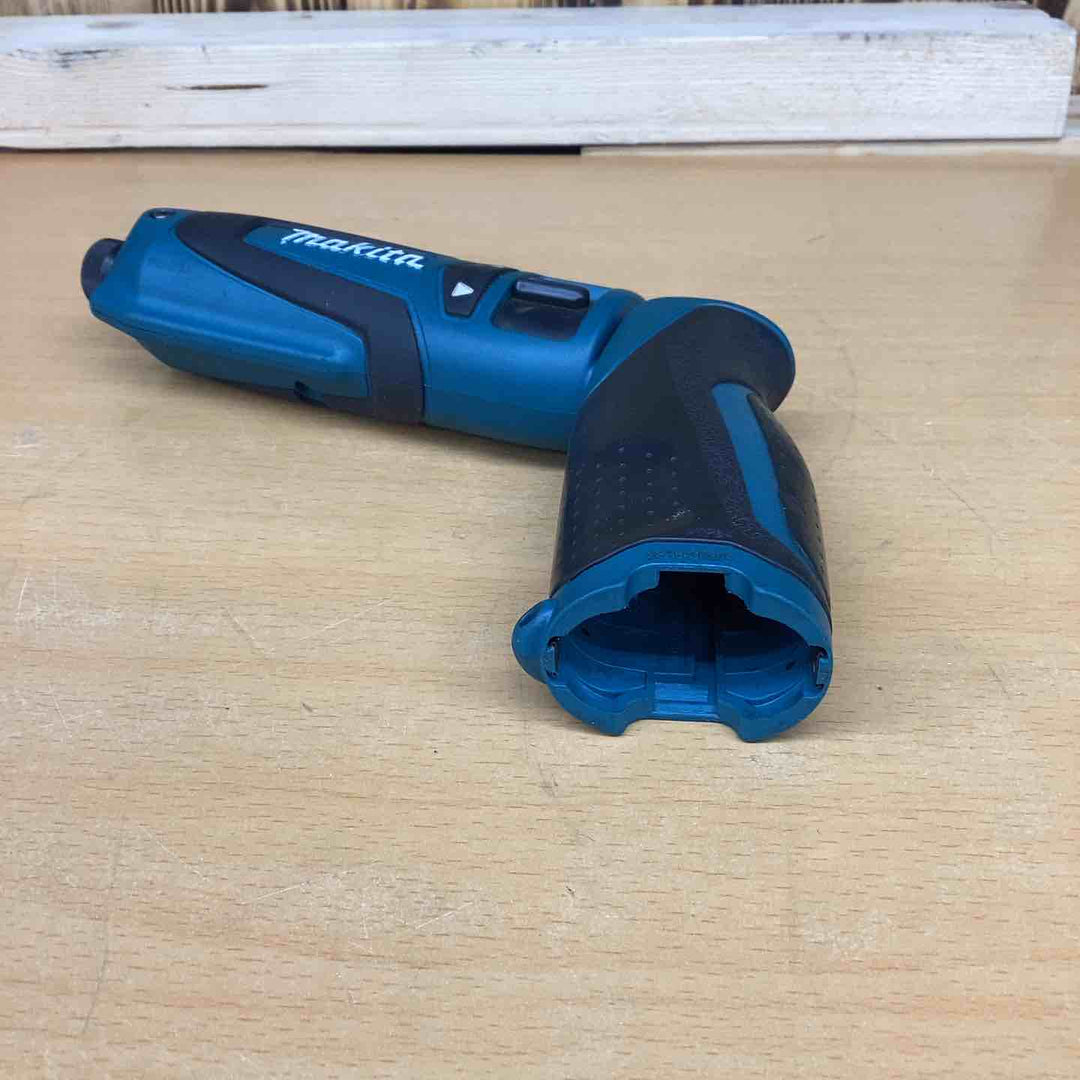 ☆マキタ(makita) コードレスペンインパクトドライバー TD021DZ【越谷店】