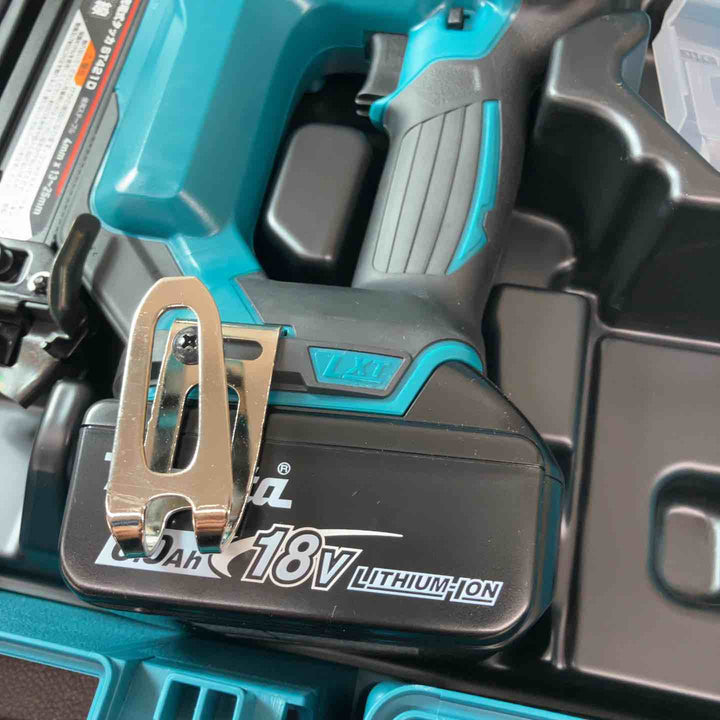 【未使用(店頭展示品)】★マキタ(makita) コードレスタッカ ST421DRG【東大和店】