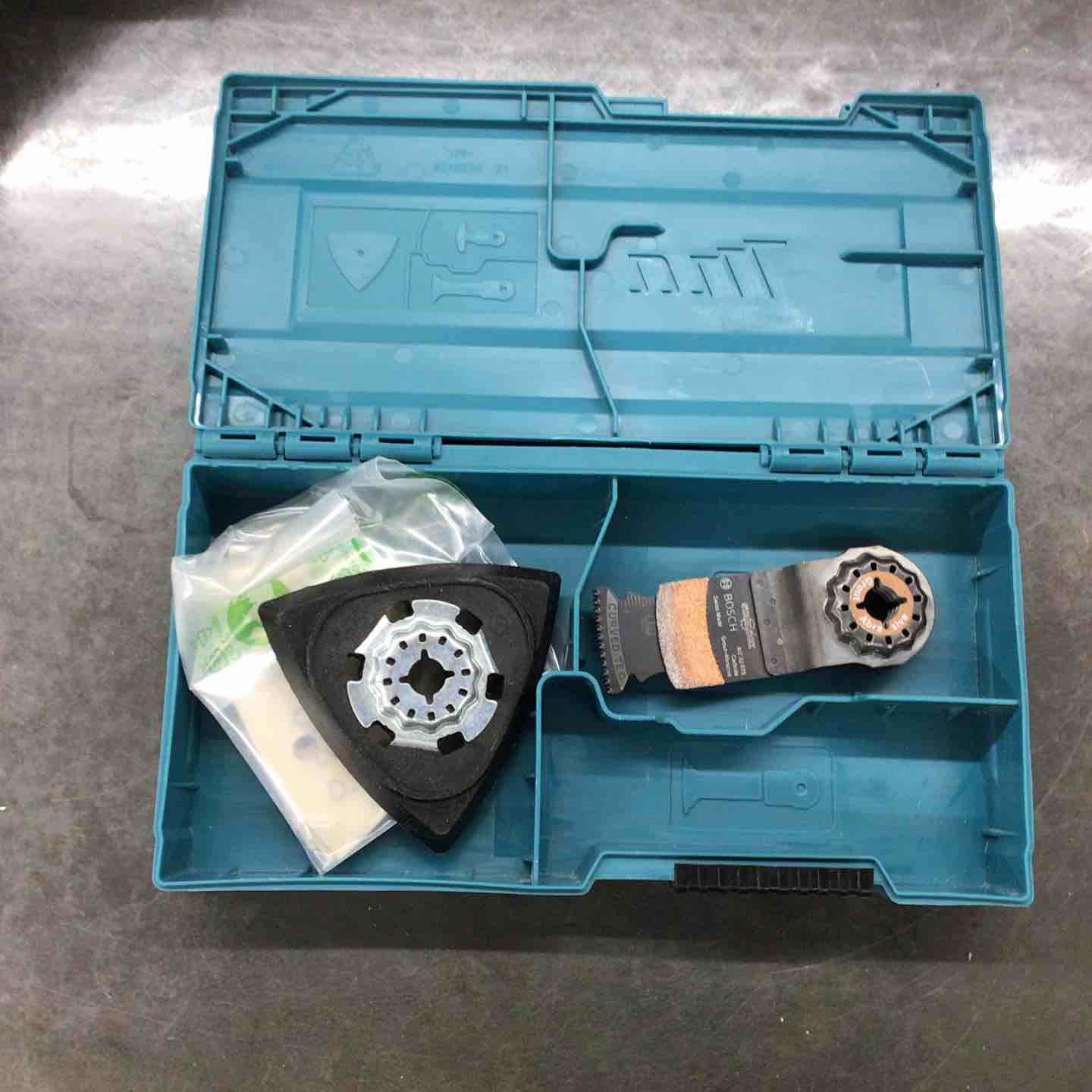 ☆マキタ(makita) コードレスマルチツール TM52DZ 本体+ツールボックス