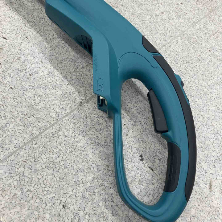 ◇マキタ 充電式草刈機 14.4V 260mm (本体のみ) MUR141DZ【八潮店】