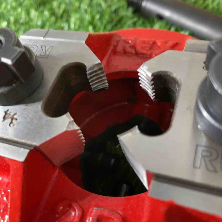 ◇REX レッキス パイプねじ切器 ベビーリード型 水道・ガス管用 2R3 チェーザ欠けあり、交換チェーザ付【戸田店】