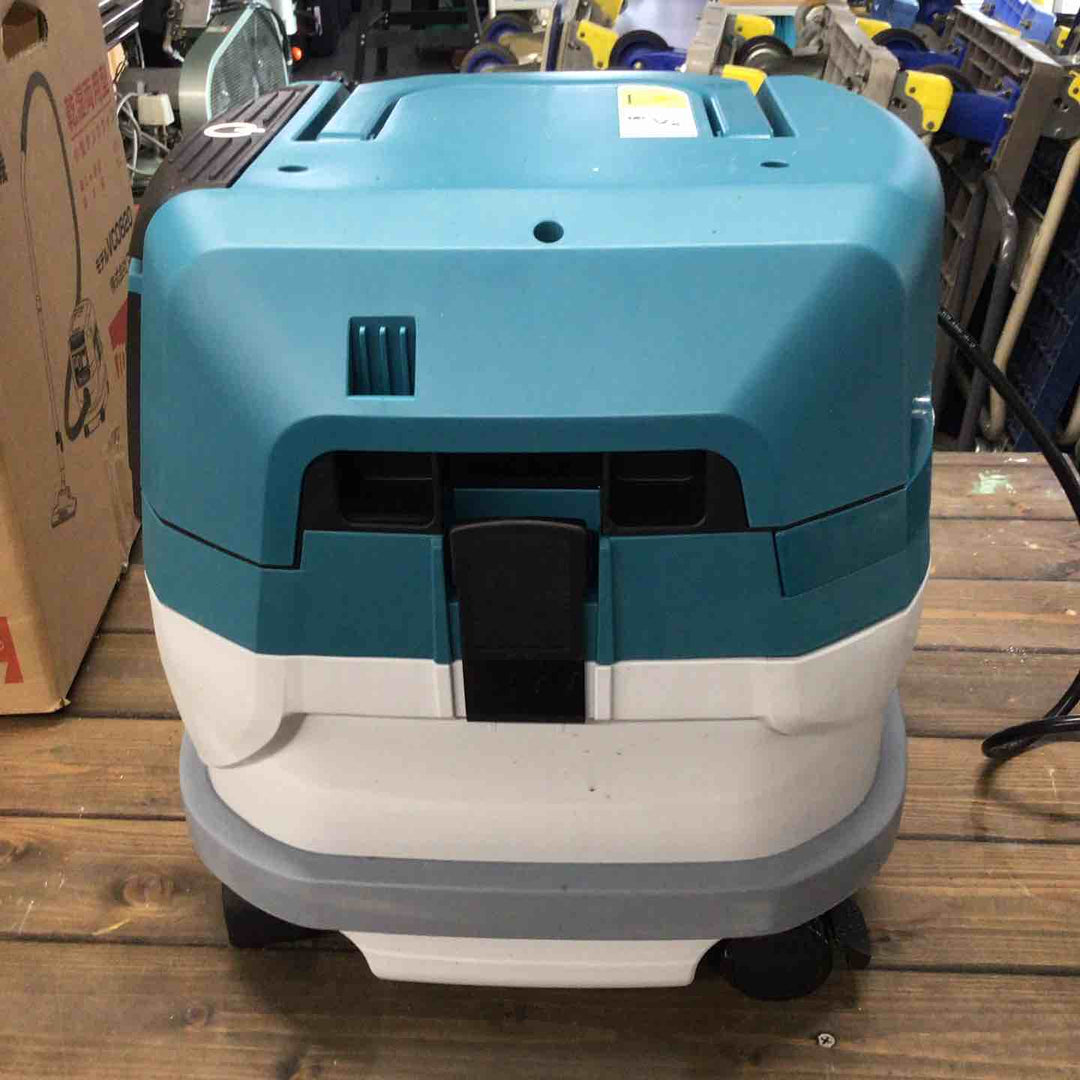 ★マキタ(makita) 集じん機 乾湿両用 VC0820【戸田店】