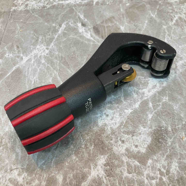 ◇BBK オートマチックチューブカッター TC-320S【八潮店】