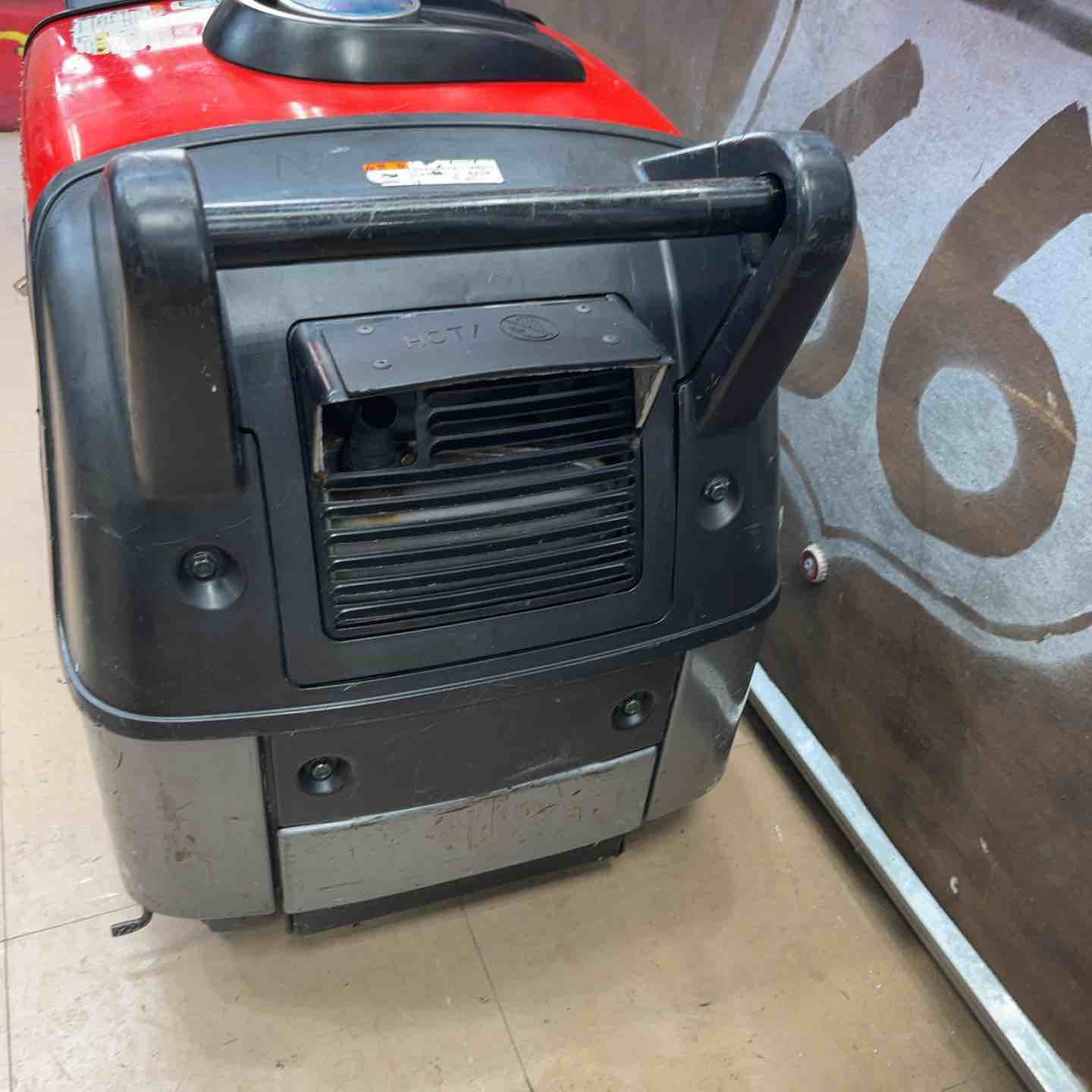 店頭受取り限定】☆新ダイワ(Shindaiwa) インバーター発電機 IEG2800M