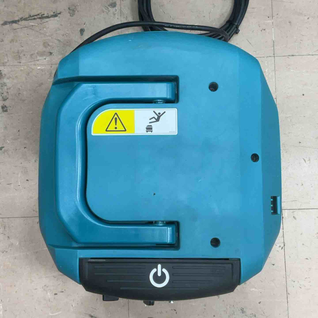 ★マキタ(makita) 集じん機 乾湿両用 VC0820【草加店】