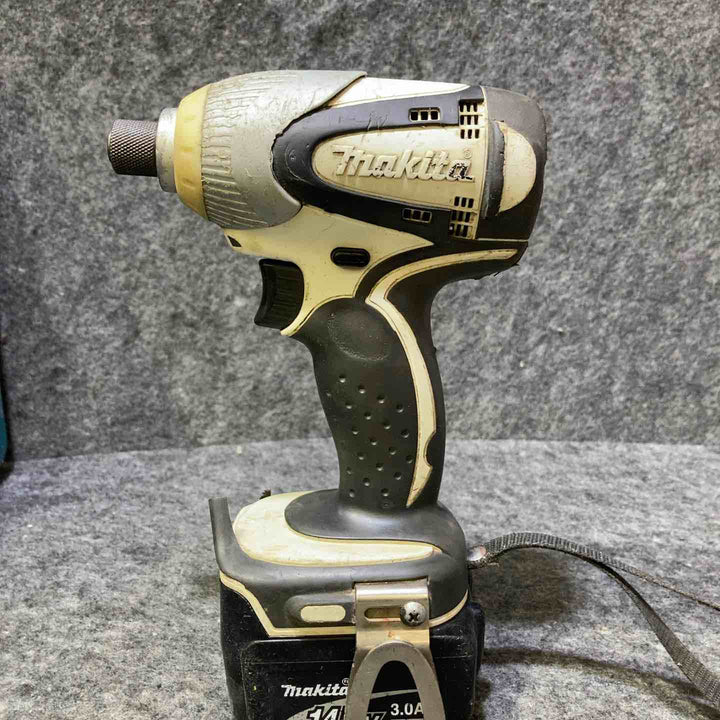 マキタ(makita) コードレスインパクトドライバー TD130DRFXW【桶川店】