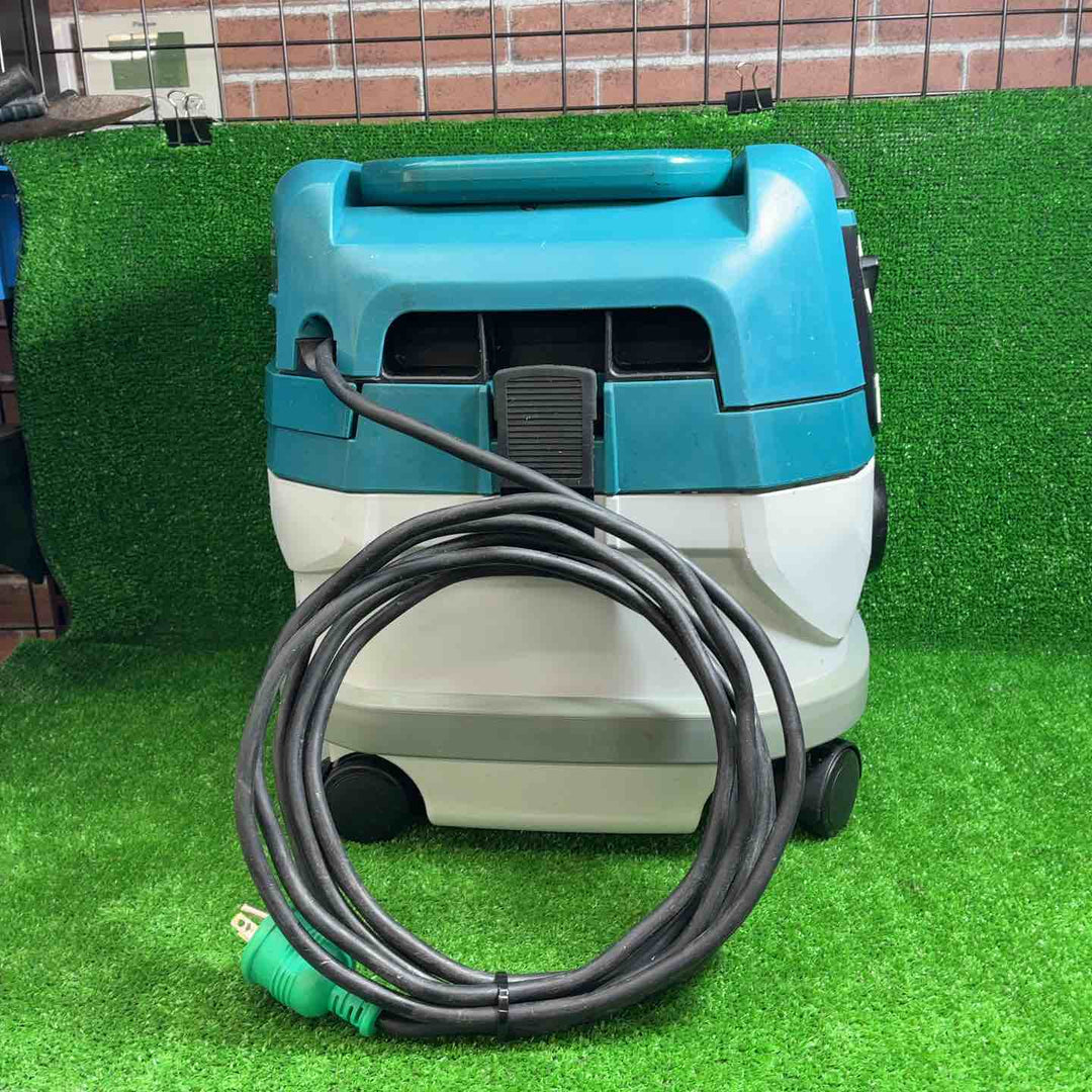 【中古品】 マキタ(makita) 集じん機 乾式 VC0830 連動機能 【藤沢店】