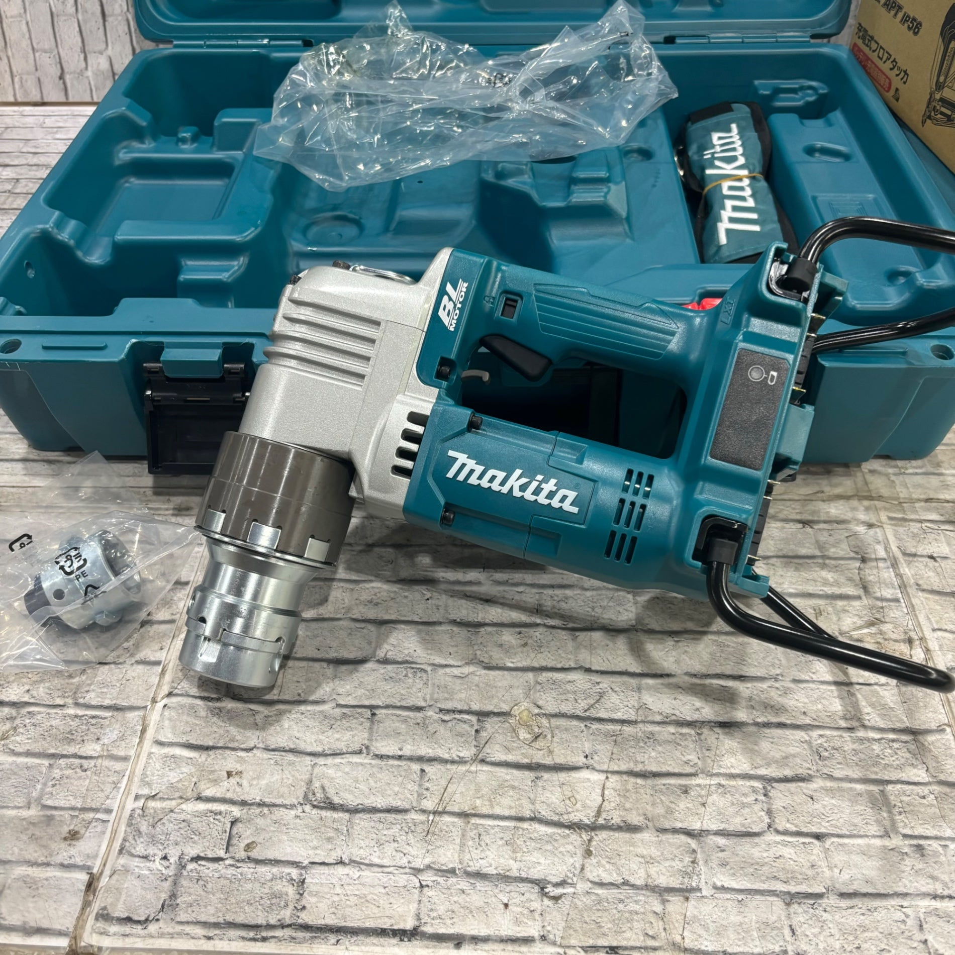 ☆マキタ(makita) コードレスシャーレンチ WT310DZK【川口店