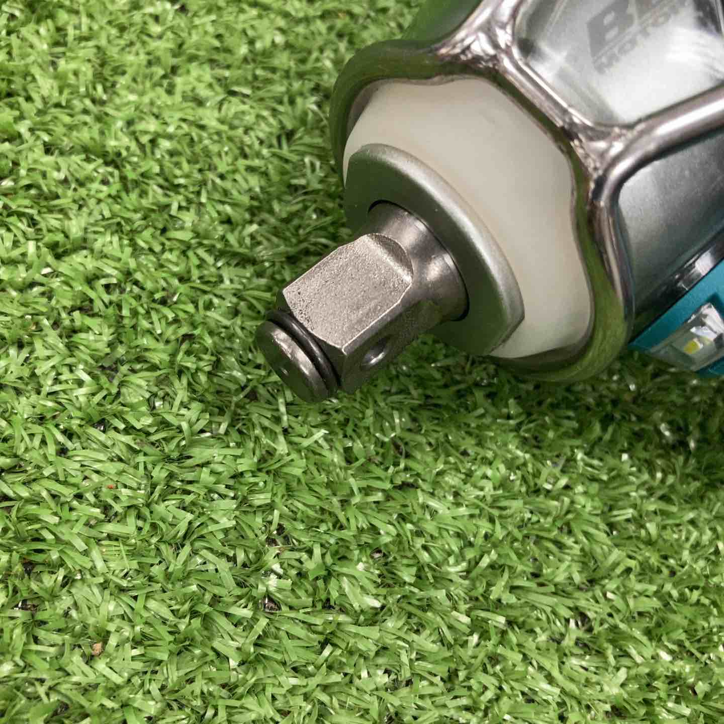 ☆マキタ(makita) コードレスインパクトレンチ TW300DZ【川崎店