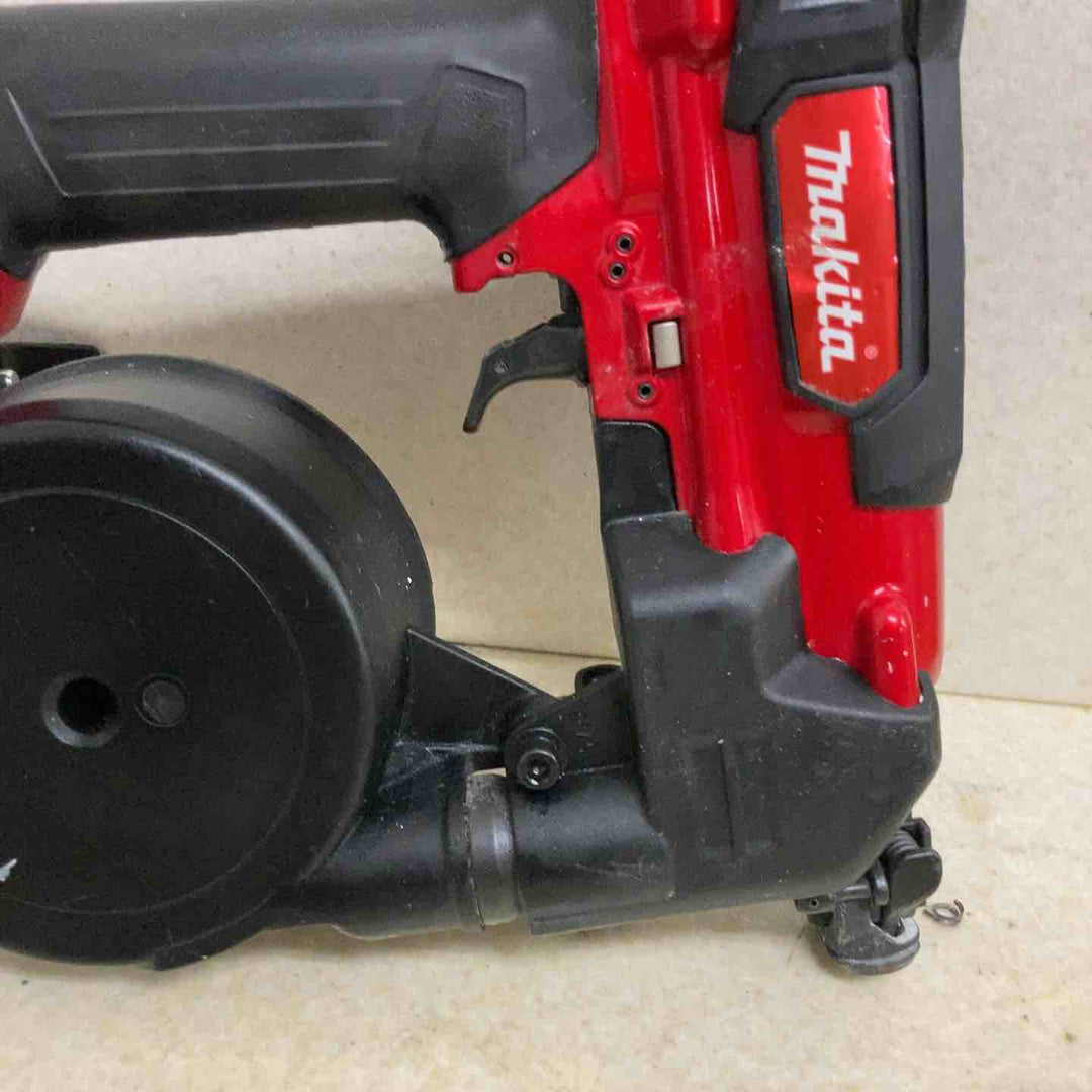 ★マキタ(makita) 高圧エアネジ打ち機 AR411HR【町田店】