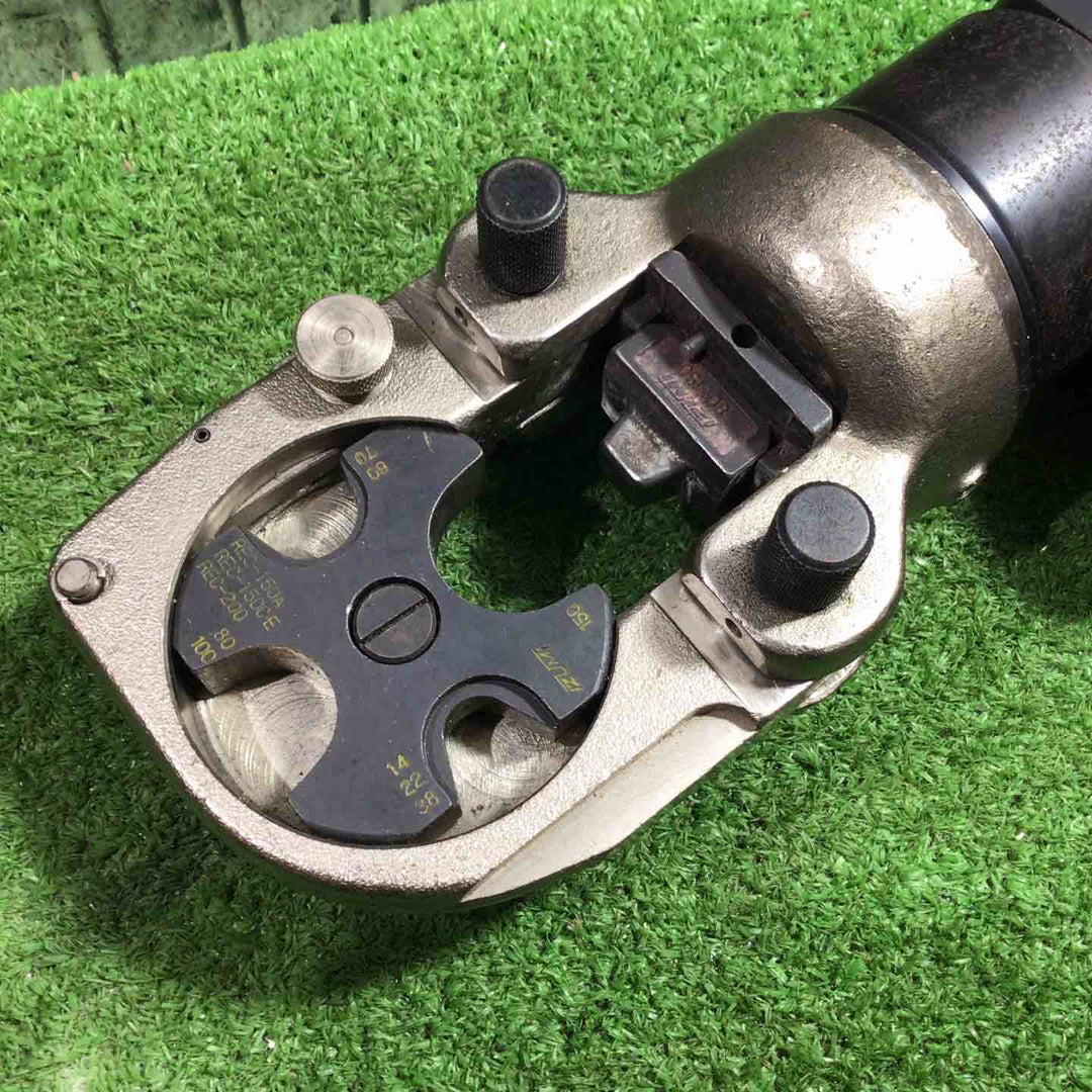 ◇泉精器(IZUMI) コードレス油圧式圧着工具 REC-200M2H【川口店】