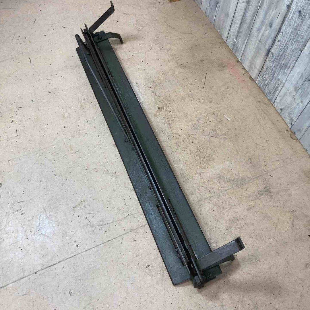 【中古品／店頭受取り限定】　メーカー・型式不明 アングルバッタ 1000㎜ 盛光？板金 折曲機 手動式 アングルバッタ ベンダー メタルベンダー ハゼ折り 折り曲げ機 【東大和店】