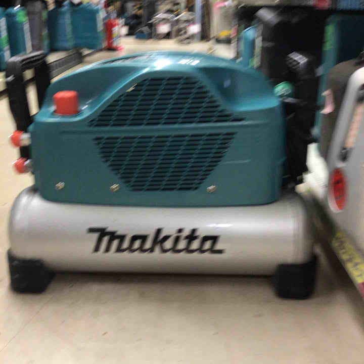 ★マキタ(makita) エアコンプレッサー AC500XGH【町田店】